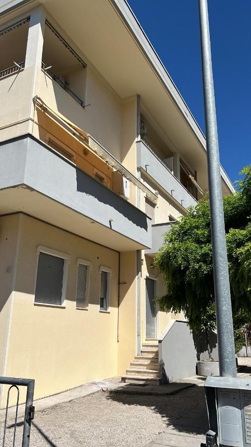 Appartamento Di Design A 30 Metri Dal Mare Alba Adriatica Dış mekan fotoğraf